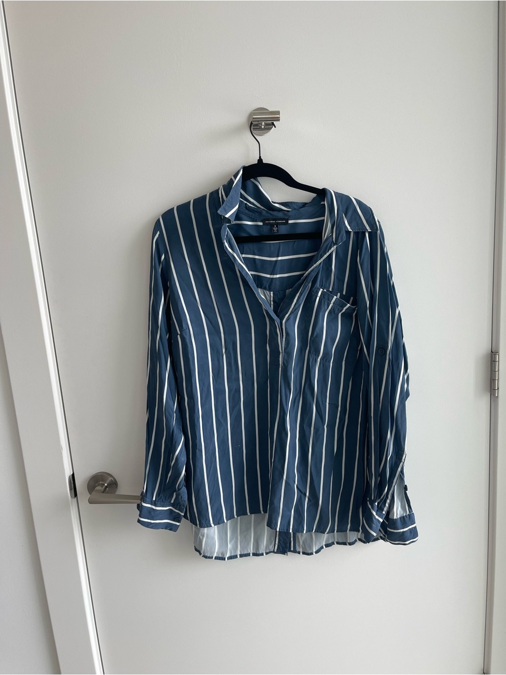 Universal Standard Striped Blue V-Neck Button-Front Women's Top